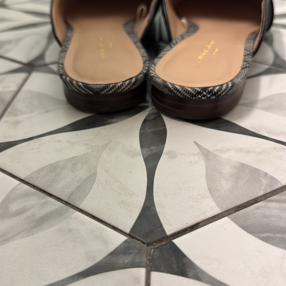 Ann Taylor Plaid Flat Mules - Picture 6 of 8